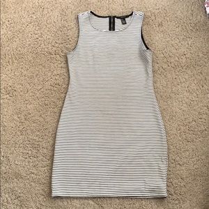 Cute form fitting stripped dress